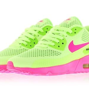 Nike Air Max 90. Breathe Gs. Youth Size 7.